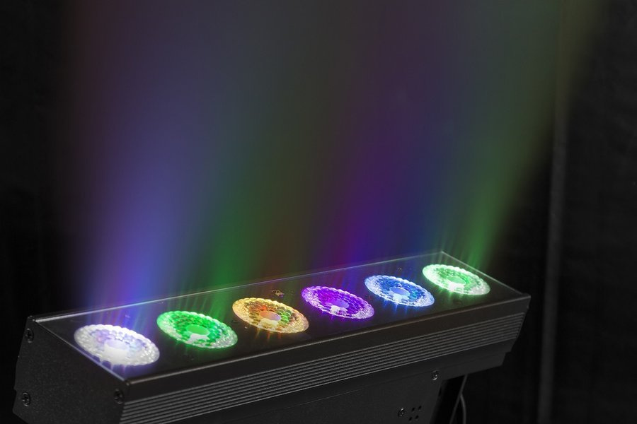 Belka oświetleniowa BBB612  LED Uplight Bar 6x12W RGBAW-UV 6-w-1 DMX